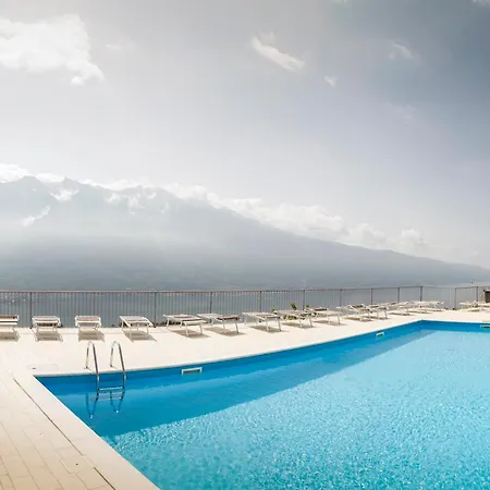 La Quiete Barbara Terrace View Apartment Tremosine